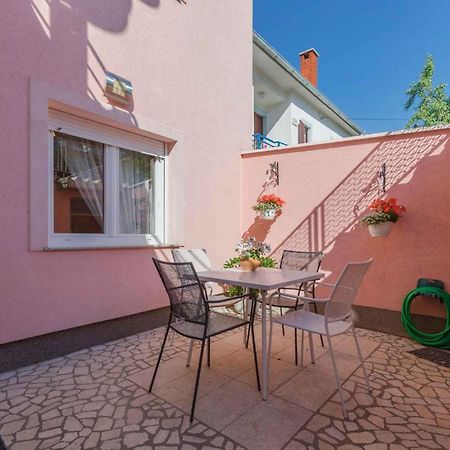 Two-Bedroom Apartment In Crikvenica Xcvii ภายนอก รูปภาพ
