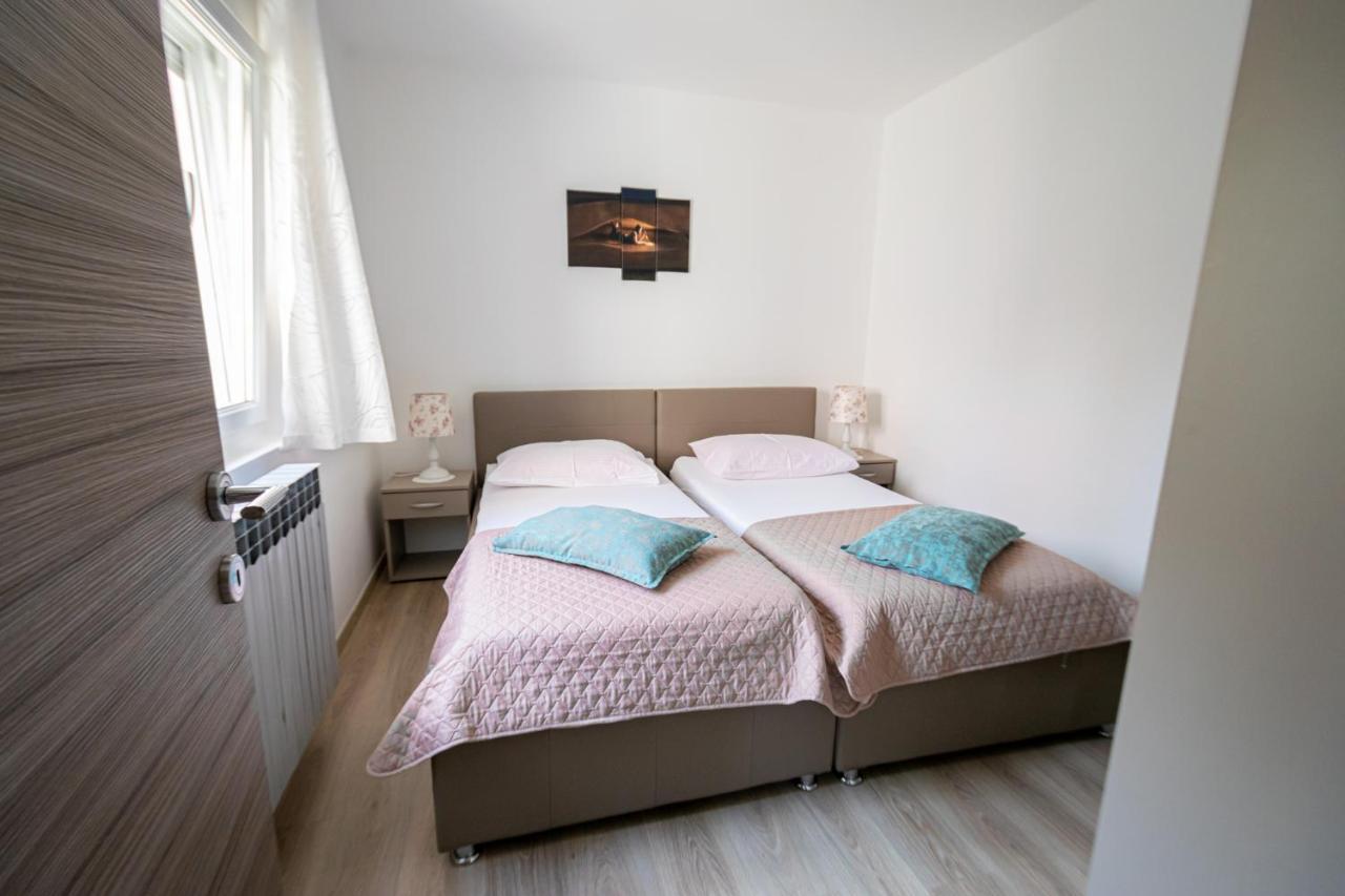 Two-Bedroom Apartment In Crikvenica Xcvii ภายนอก รูปภาพ