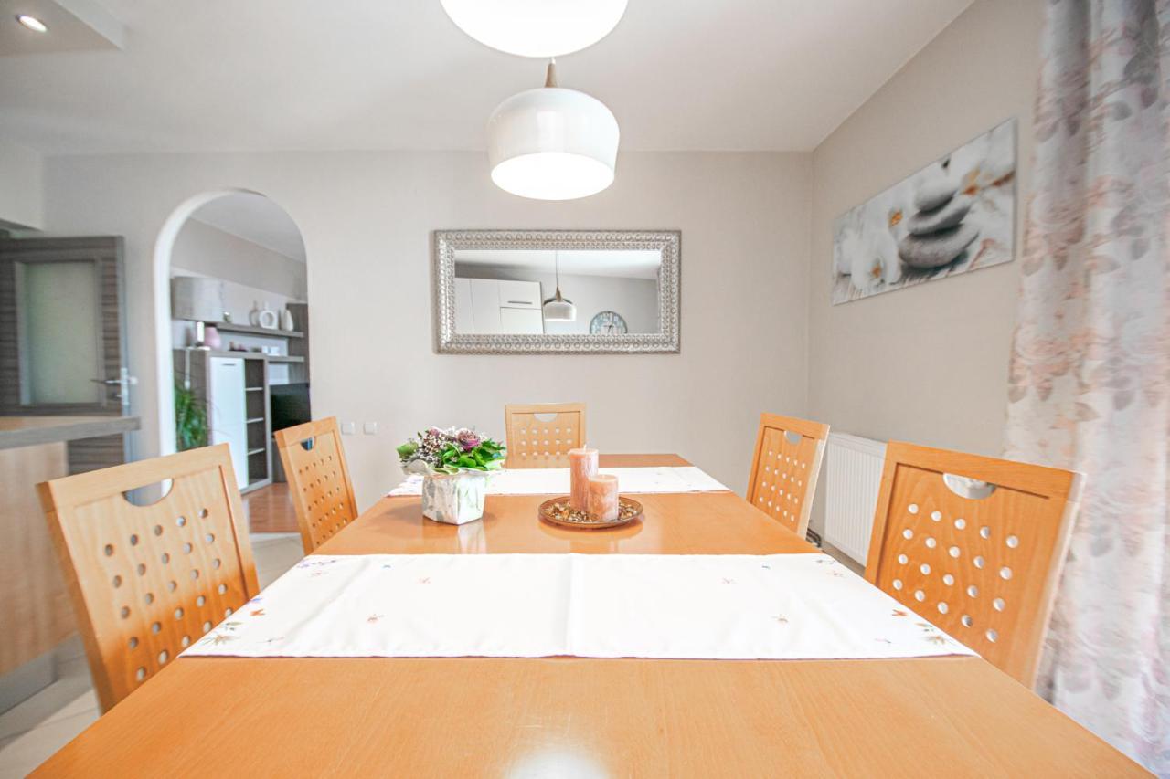 Two-Bedroom Apartment In Crikvenica Xcvii ภายนอก รูปภาพ